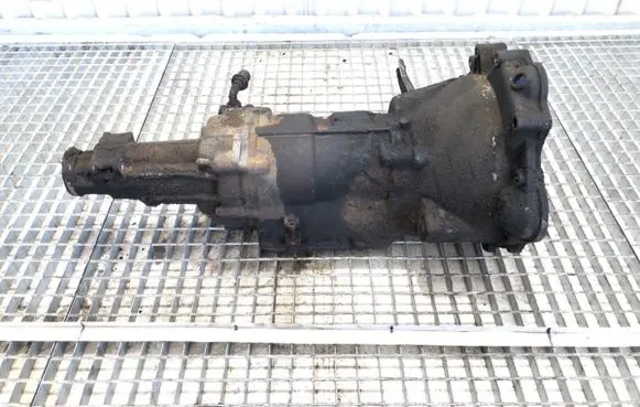 Volkswagen I LT Manual 5 speed gearbox 015301107