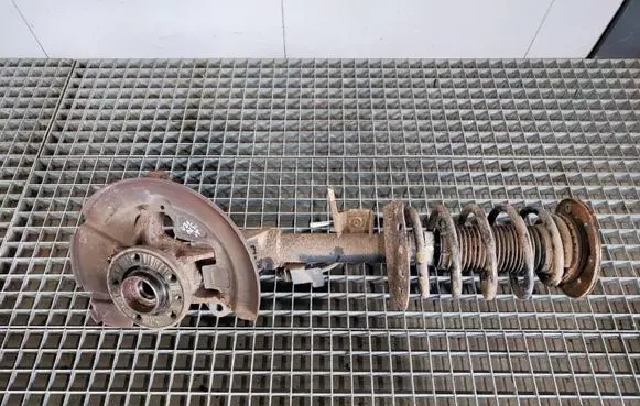 Volvo V70 Front wheel hub spindle knuckle