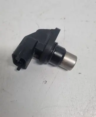 Volvo S60 Camshaft position sensor 8631533 0232 103033