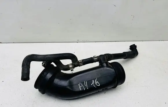 Audi A4 S4 B5 8D Air intake hose/pipe 06B133354
