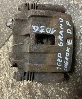 Jeep Grand Cherokee (WJ) Front brake caliper