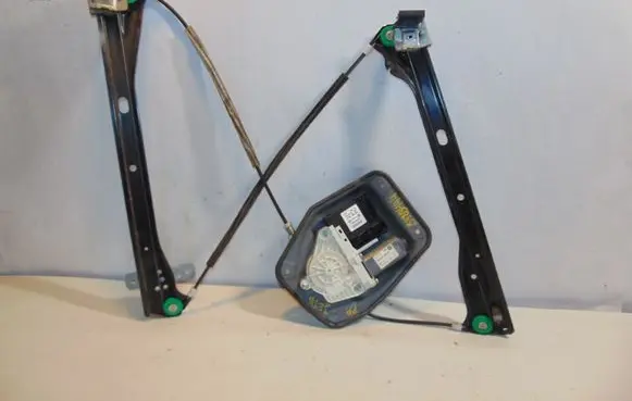 Volkswagen Jetta V Front door window regulator with motor 1K5837462B 1K0959702L 1K5837402H