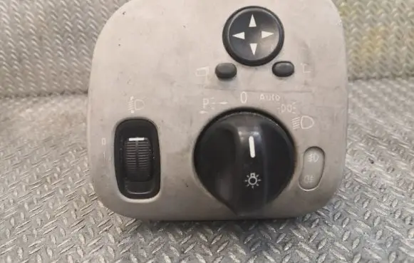 Mercedes-Benz C W203 Light switch 2035451404