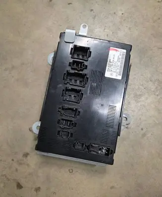 Mercedes-Benz GL X164 SAM control unit A1649005401