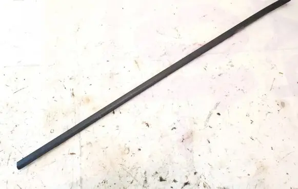BMW 2 F22 F23 Front door glass trim molding 