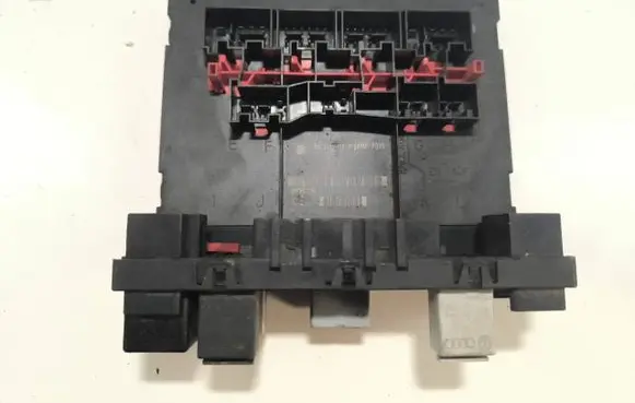 Audi A3 S3 8P Comfort/convenience module 8P0907279A
