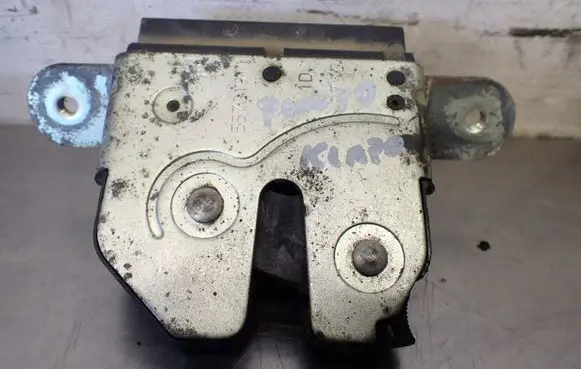 Fiat Punto (199) Tailgate/trunk/boot lock/catch/latch 55701971