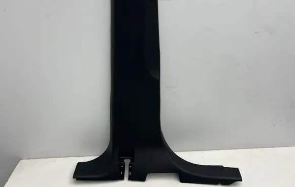 Ford Escort (B) pillar trim (bottom) N1WBE243A53C