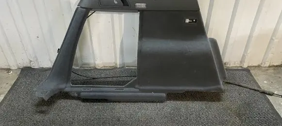 Audi Q5 SQ5 Other trunk/boot trim element 8R0863879