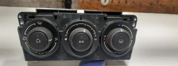 Peugeot 308 Climate control unit 69940002