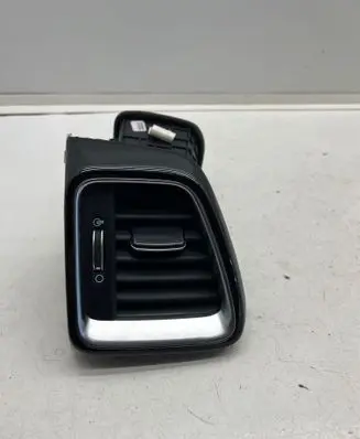 KIA Ceed Dashboard air vent grill cover trim 97490J7900 AD3M5E