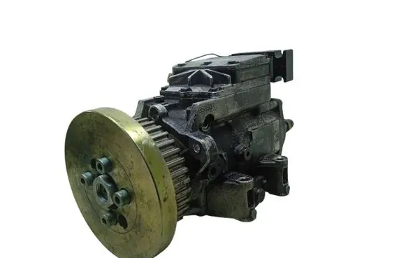 Audi A6 S6 C5 4B Fuel injection high pressure pump 059130106J