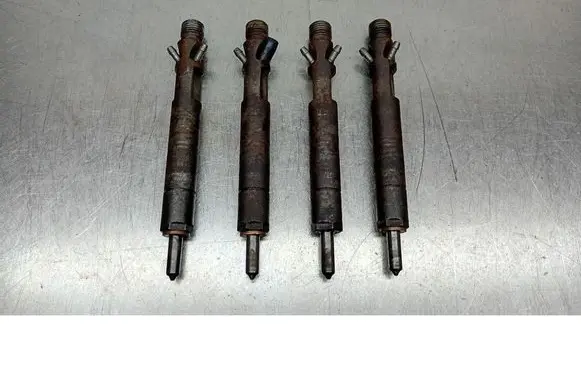 Ford Focus Fuel injectors set XS4QTE