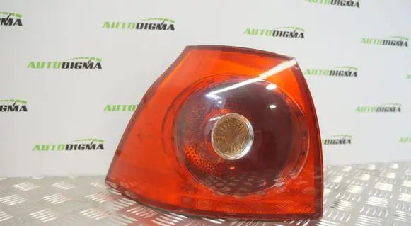 Volkswagen Golf V Rear/tail lights 1K6945095G
