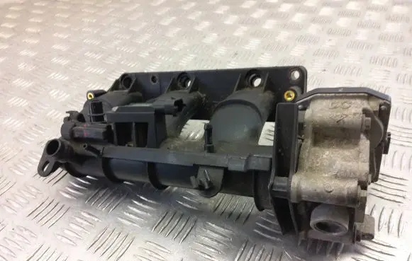 Renault Captur Intake manifold 140032844R 140034598R
