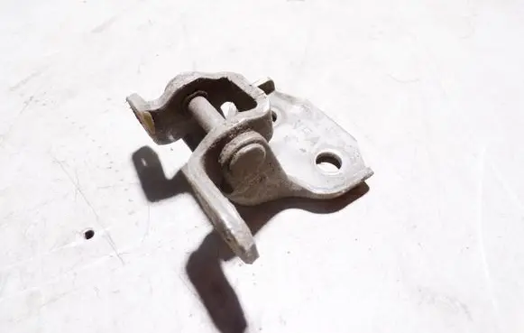 Subaru Forester SG Front door upper hinge NFA