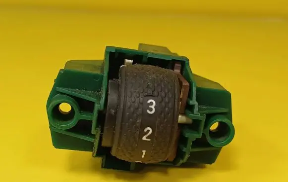 Fiat Multipla Headlight level height control switch 735377282