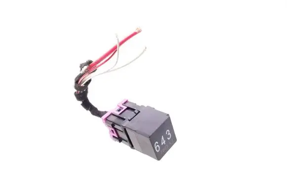Audi A5 Sportback 8TA Other relay 8K0951253 643