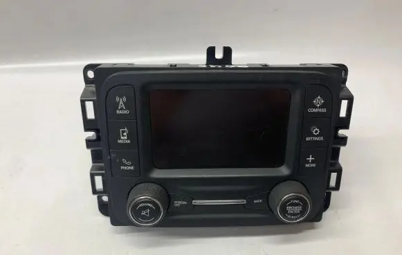 Jeep Cherokee Radio/CD/DVD/GPS head unit 68237067AD