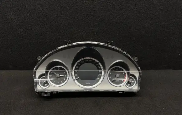 Mercedes-Benz E W212 Speedometer (instrument cluster) A2129009900 A2125406911 A2129020501