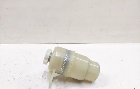 Mitsubishi Outlander Power steering fluid tank/reservoir 