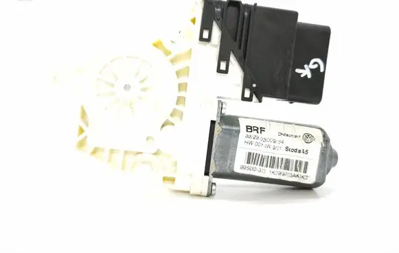 Skoda Octavia Mk2 (1Z) Rear door window regulator motor 1K0959703AK 1K0959795AA
