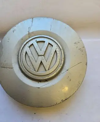 Volkswagen Golf III Original wheel cap 1H0601149A