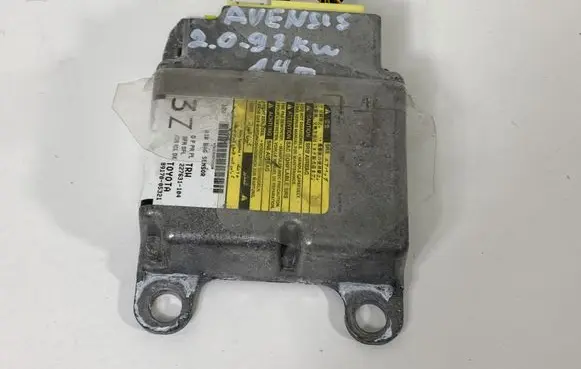 Toyota Avensis T270 Airbag control unit/module 227631104 8917005321
