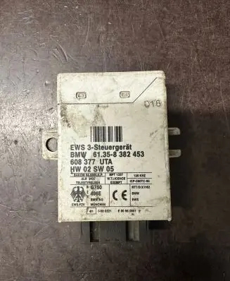 BMW 5 E39 Other control units/modules 61358382453 608377UTA 1CP050TC95