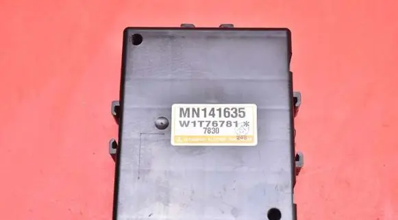 Mitsubishi Outlander Engine control unit/module ECU MN141635