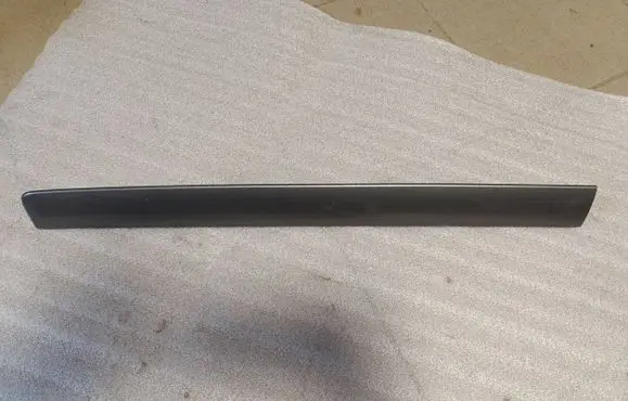 Volkswagen PASSAT B7 Dashboard glove box trim 