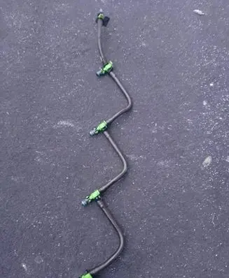 Ford Mondeo MK IV Fuel return line/hose 0000000200