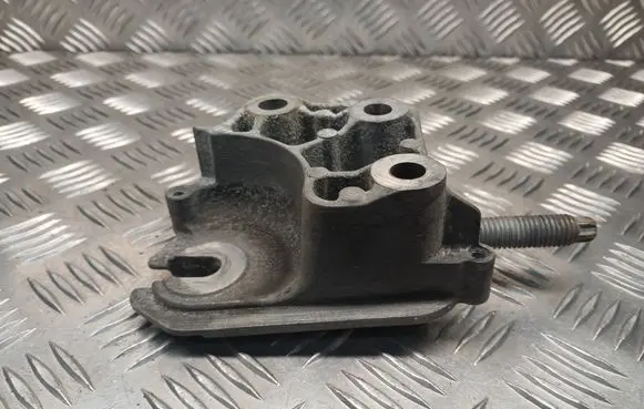 Ford S-MAX Engine mounting bracket 6M516030BA