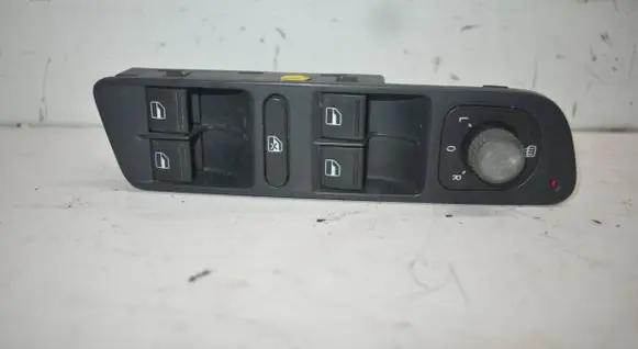 Volkswagen Tiguan Electric window control switch 1K4959857B 1K0959565H