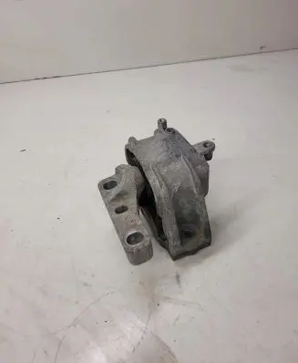 Audi A3 S3 8P Engine mounting bracket 1K0199262AL