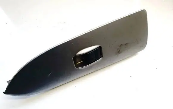 Mazda Premacy Electric window control switch GE6M684L1