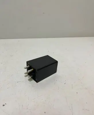 Mercedes-Benz E W210 Other relay 0035458505