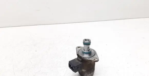 Mercedes-Benz E C207 W207 Hydraulic servotronic pressure valve 613664