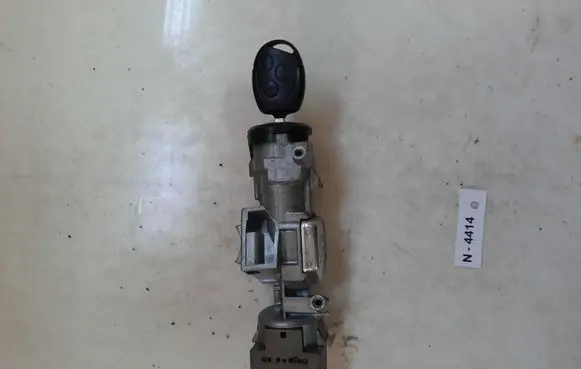 Ford Mondeo MK IV Ignition lock 3M513F880AD
