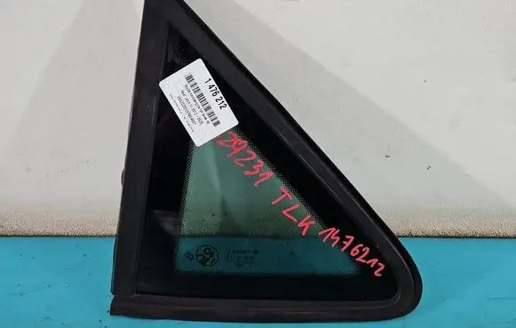 Seat Leon (5F) Rear side window IMPRK1476212
