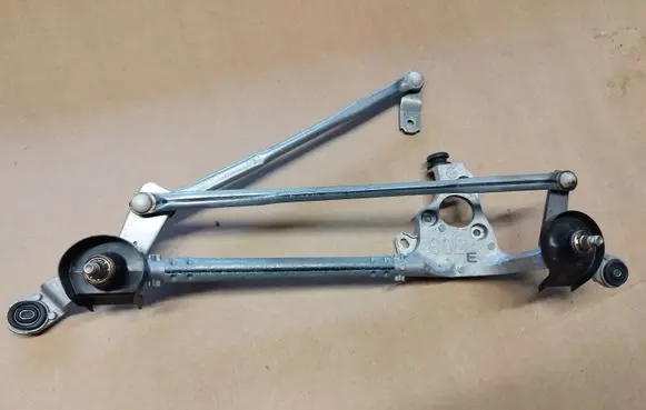 Lexus NX Front wiper linkage 60LE