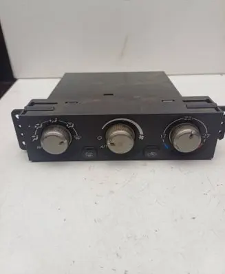 Mitsubishi Pajero Climate control unit Mr958005 1465700022