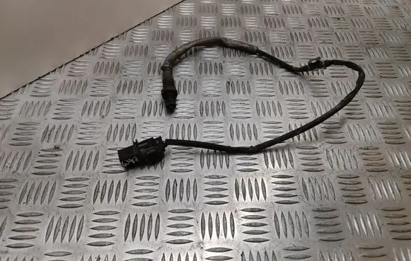 Volkswagen PASSAT B6 Lambda probe sensor 1928404687 401 0502231333