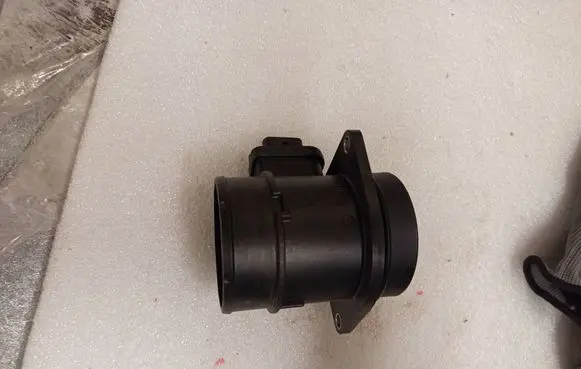 KIA Niro Mass air flow meter 2816403000 359261484 20170615