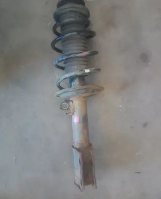 Toyota Yaris Front shock absorber/damper