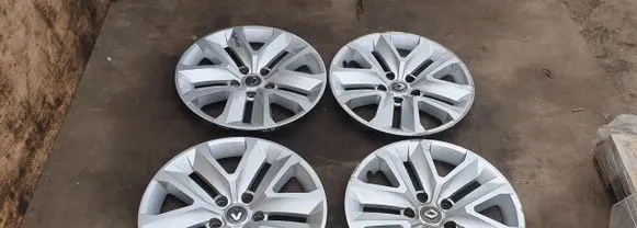 Renault Captur II R17 wheel hub/cap/trim 403152278R
