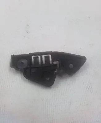 Front bumper mounting bracket