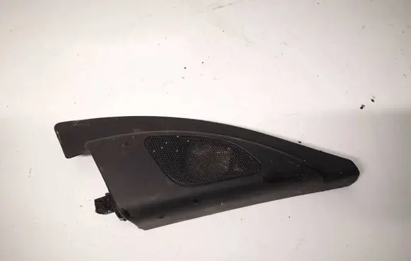 Suzuki Grand Vitara II Side speaker trim/cover 8475065J0
