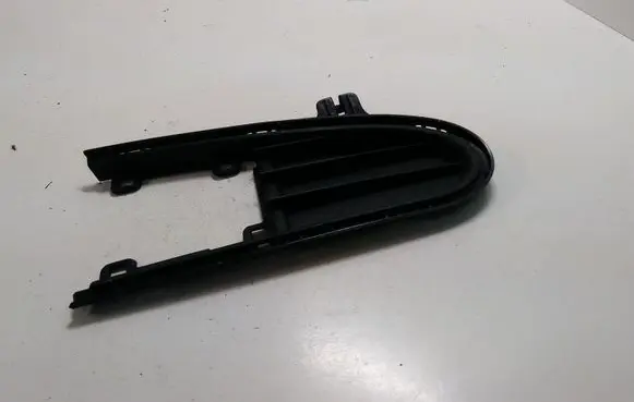 Volkswagen Sharan Front bumper lower grill 7M0853684B