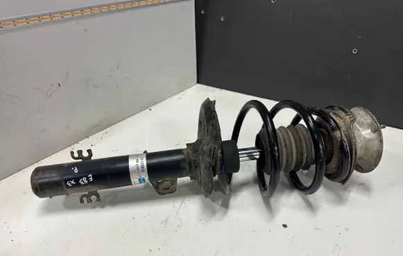 BMW X3 E83 Front shock absorber with coil spring 22123619 VNEC361